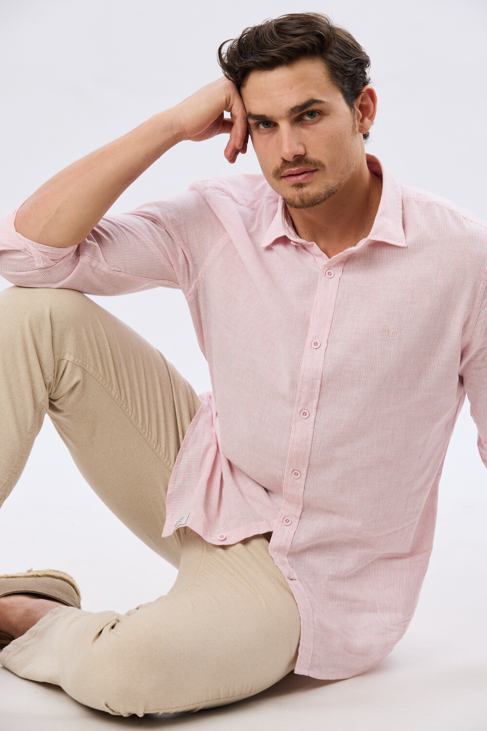 PANTALÓN DE LINO CON CINTURA ELASTIZADA Beige