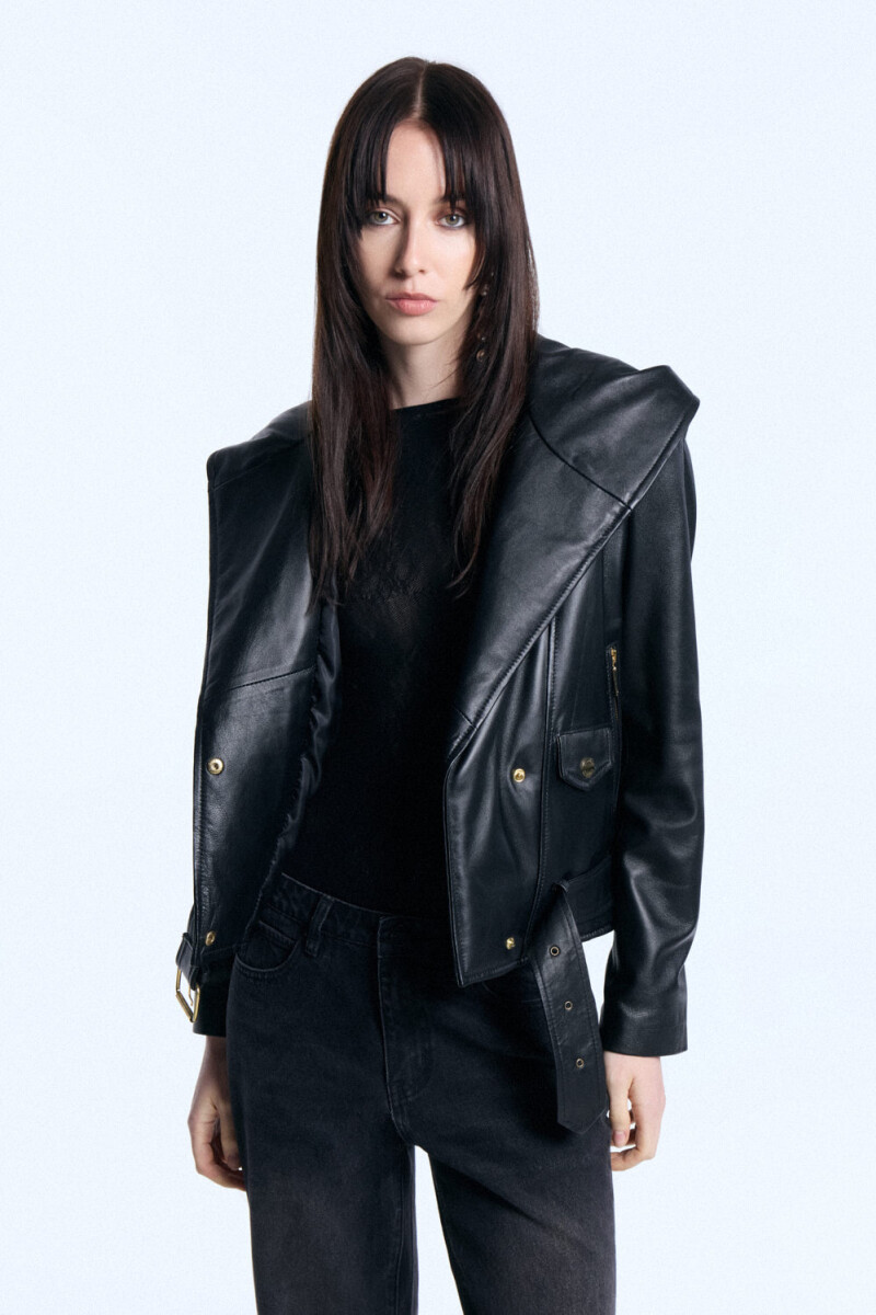 CAMPERA CUERO GRETTA Negro