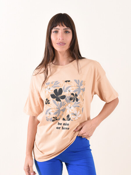 REMERA OVER MALBA BEIGE