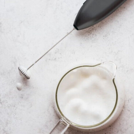 Batidor espumador de leche Negro