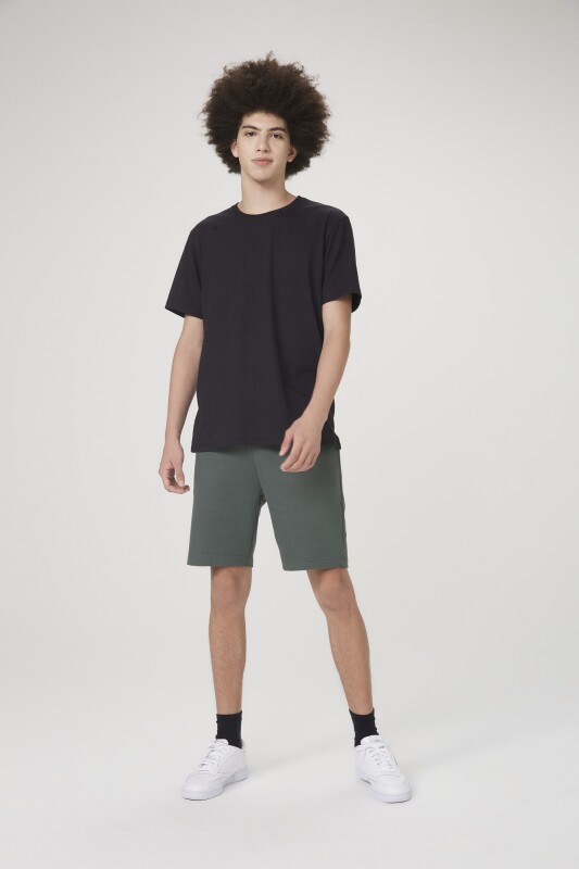 CAMISETA MM MASC NEGRO