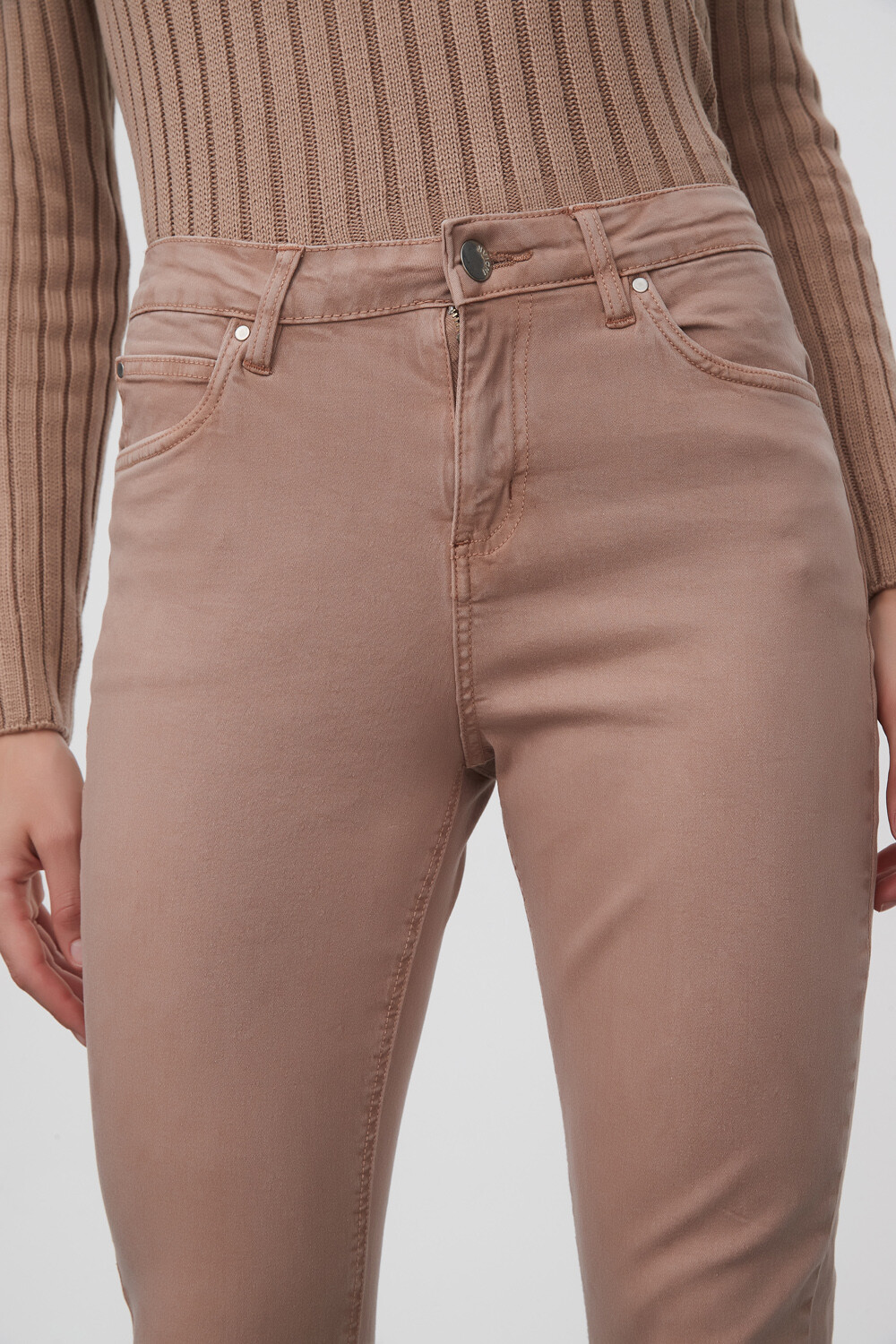 Pantalon Bardot Beige Oscuro