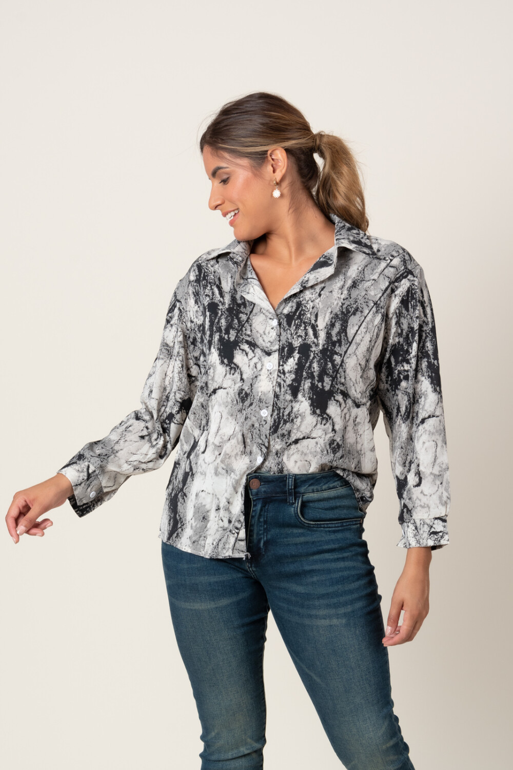 CAMISA PALERMO Gris y Negro