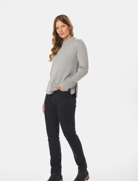 PANTALON DE PANA CON SPANDEX Gris