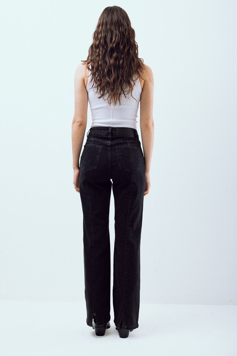 Linn Black