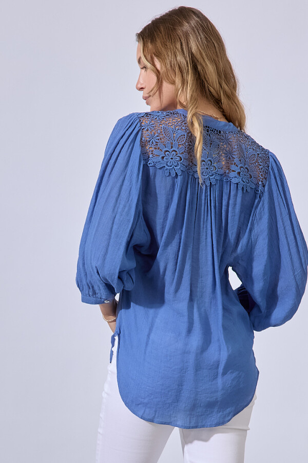 Blusa Crochet AZUL