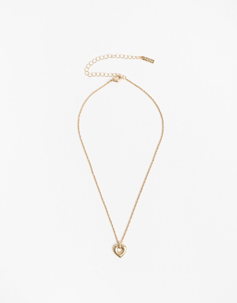Cadena Corta con Dije Con Dijes Collar Corto Layer Corazón - Dorado