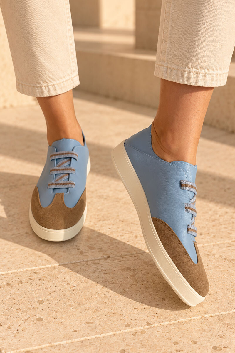 Champion capri Celeste