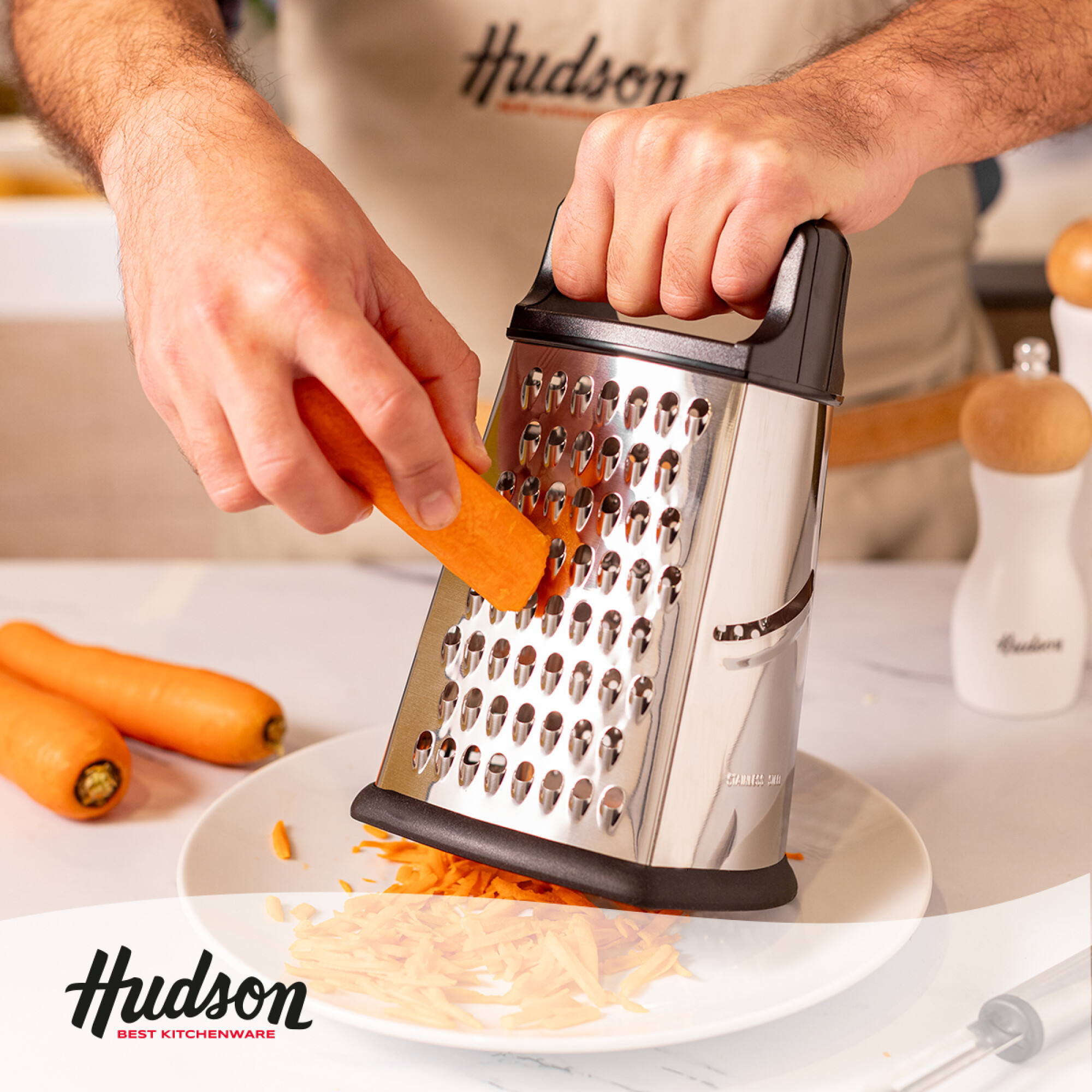 Rallador Manual Acero Inoxidable 4 Caras 22 Cm Hudson — Hudson Cocina