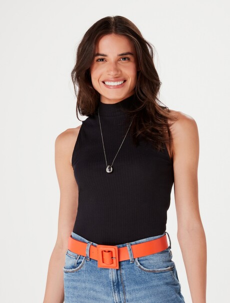 MUSCULOSA DE CUELLO ALTO EN TELA ACANALADA NEGRO