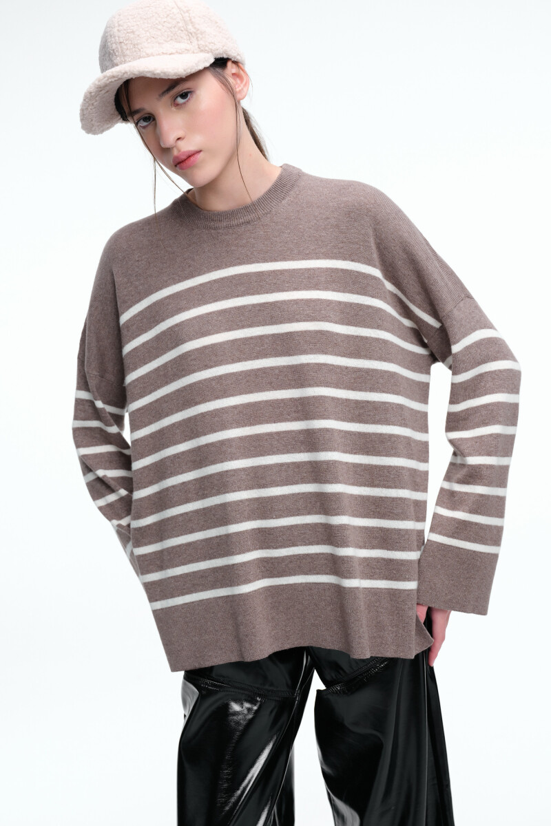 SWEATER RAYAS Camel