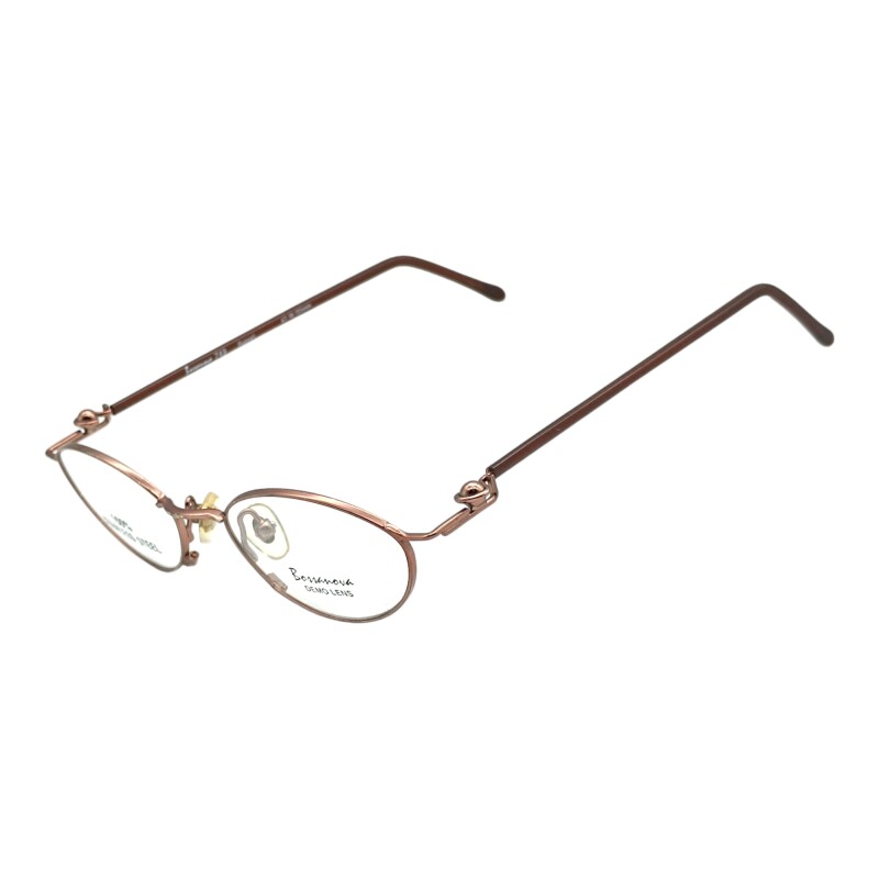 EQ074932 marrónuniforme