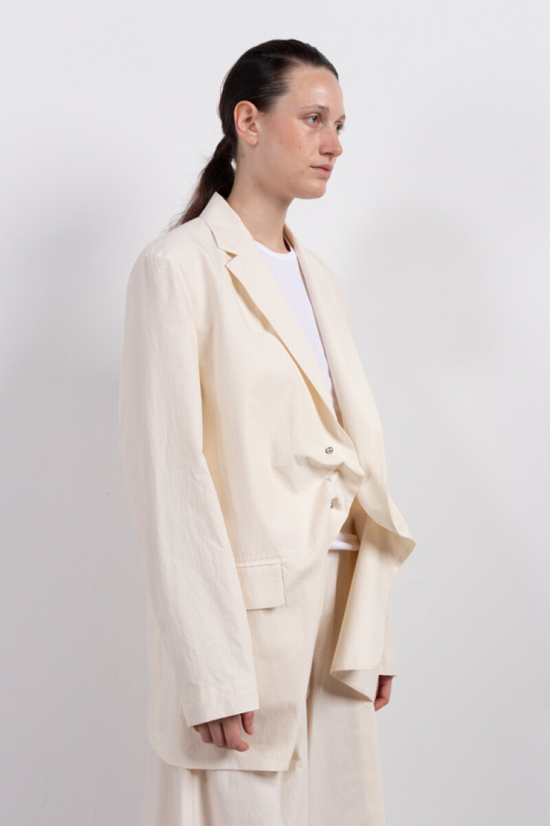 CHAQUETA Crema