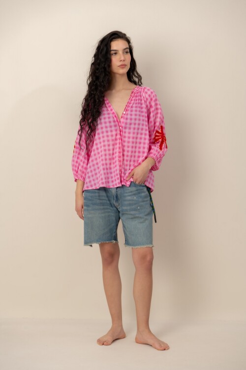 Camisa bordada Rosa