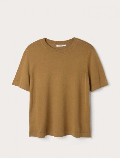 BLUSA DE PUNTO LIGERA DE MANGA CORTA MARRÓN