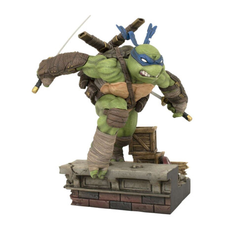 Diamond Select Tmnt Leonardo Pvc Diorama Figura