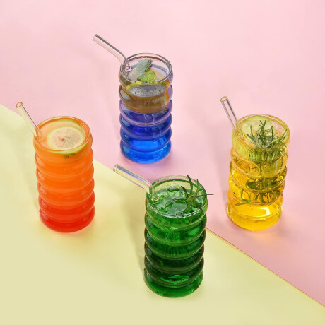 Vaso de vidrio ondeado con tapa de madera y sorbito 500ml Transparente