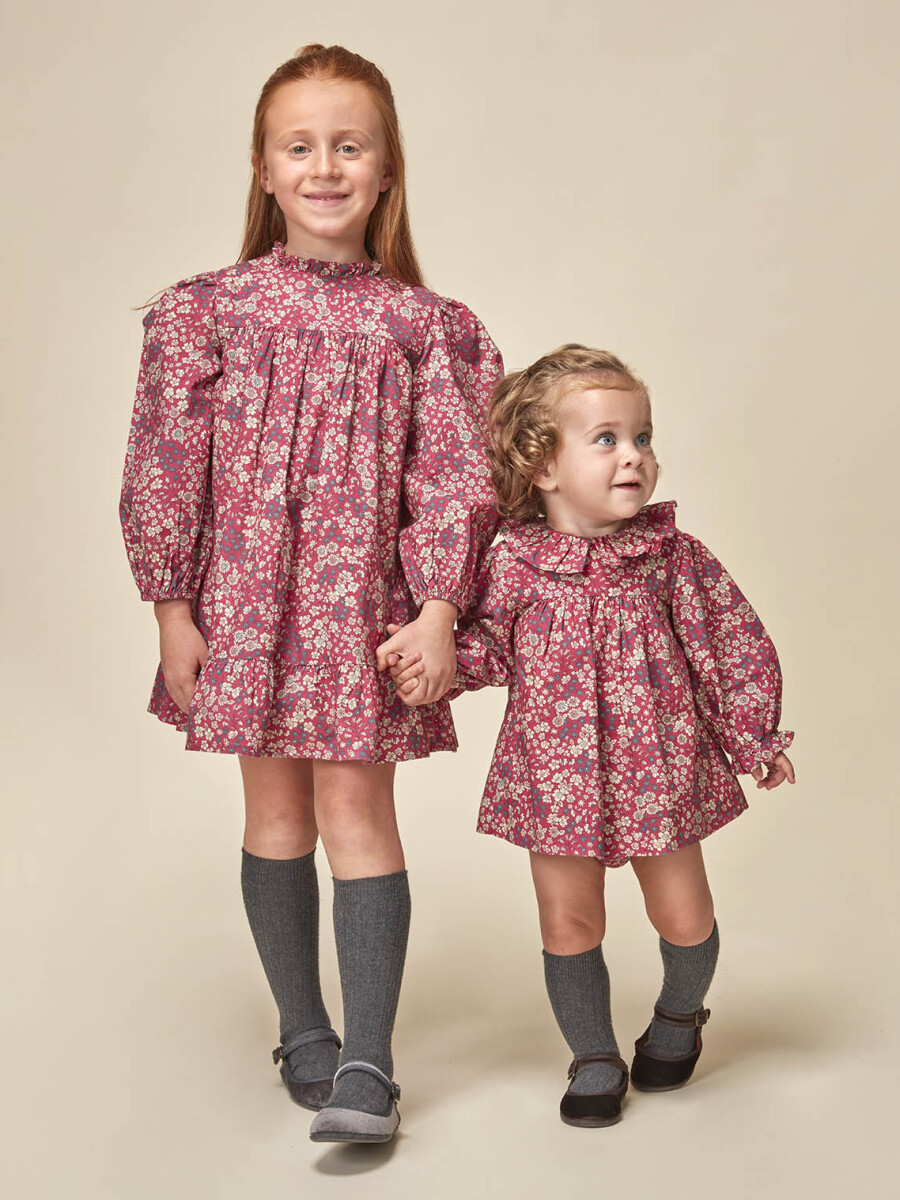 Vestido Con Estampado De Flores Rosa Maquillaje