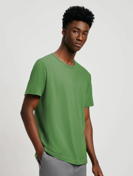 CAMISETAS BÁSICAS MANGA CORTA SLIM VERDE CLARO