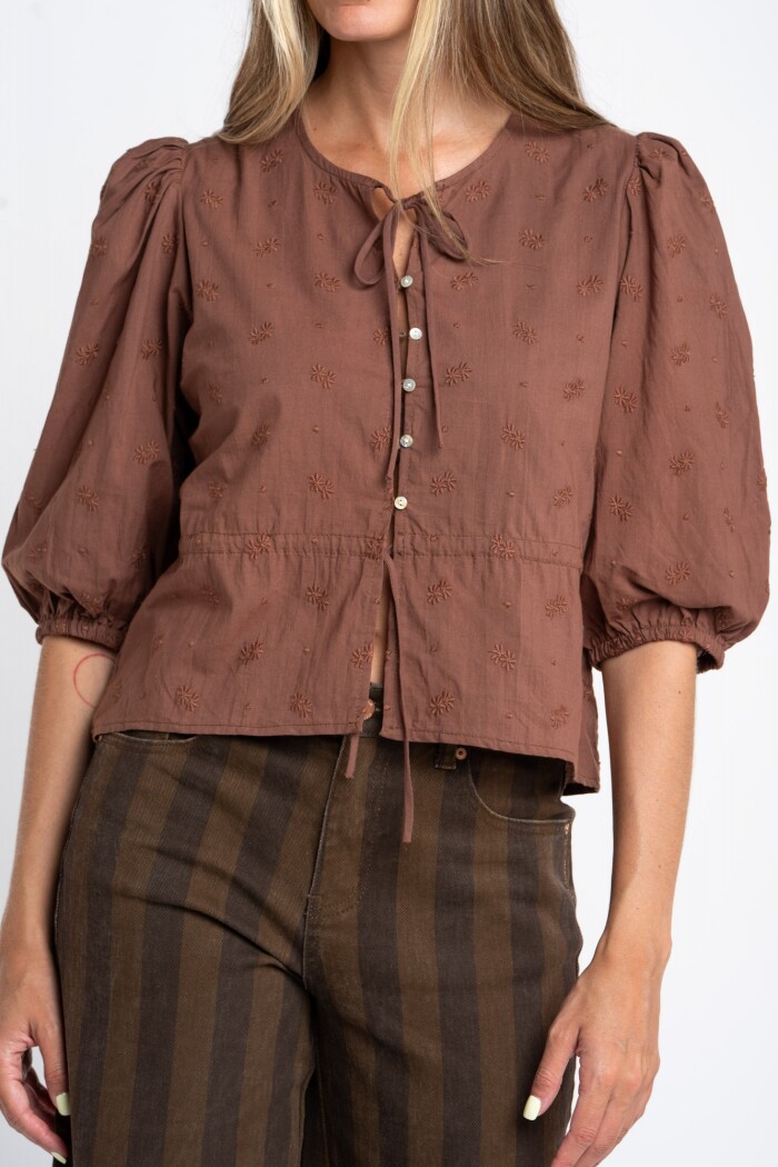Blusa Broderie Mocha