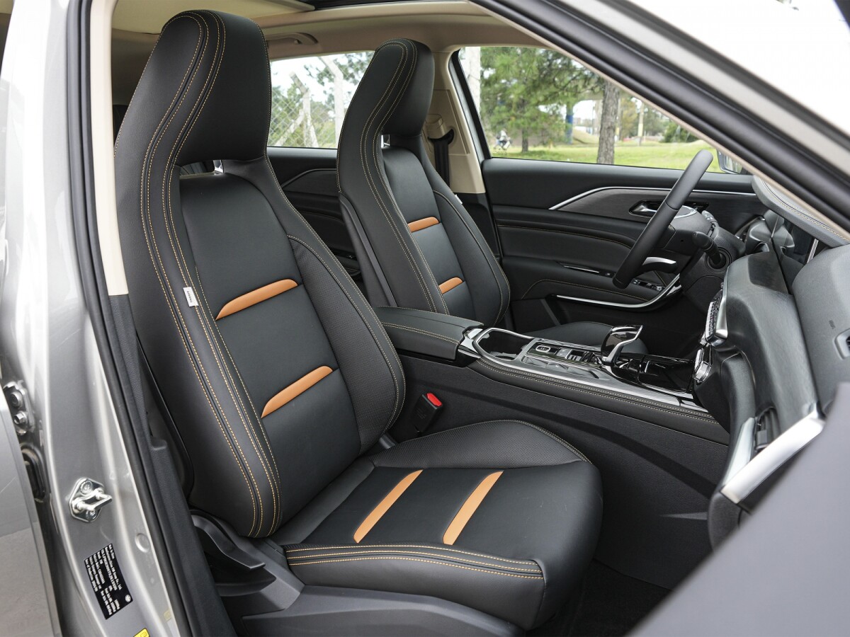 Bestune T77 Luxury 1.5 2025 0KM | Permuta / Financia Bestune T77 Luxury 1.5 2025 0KM | Permuta / Financia