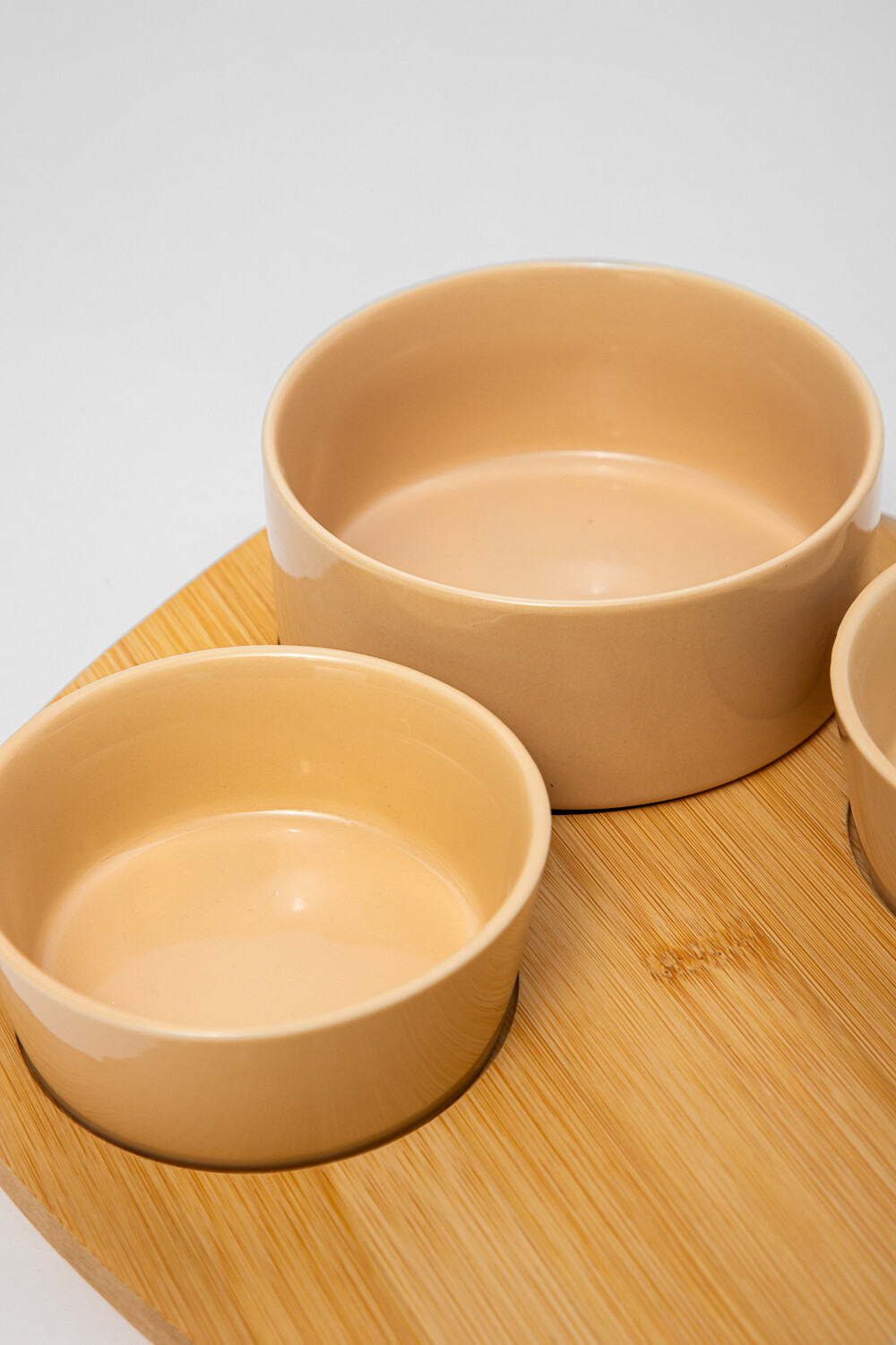 Tapas Y Picadas<br /> Set 3 Cuencos Con Tabla Color Unico