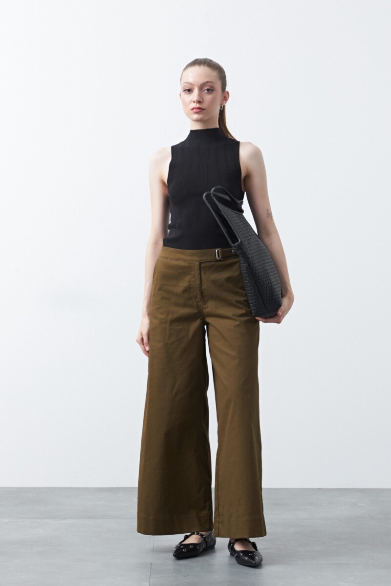 PANTALON LOUIZI Verde Musgo