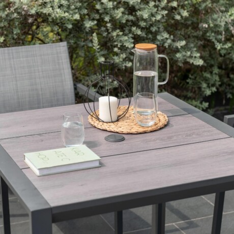 Mesa Cuadrada De Jardín RUSTICO Urbanite 90X90 CM - Gris Mesa Cuadrada De Jardín RUSTICO Urbanite 90X90 CM - Gris