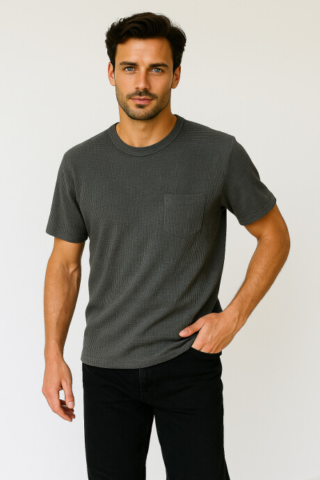 Remera Evereldo Gris Oscuro