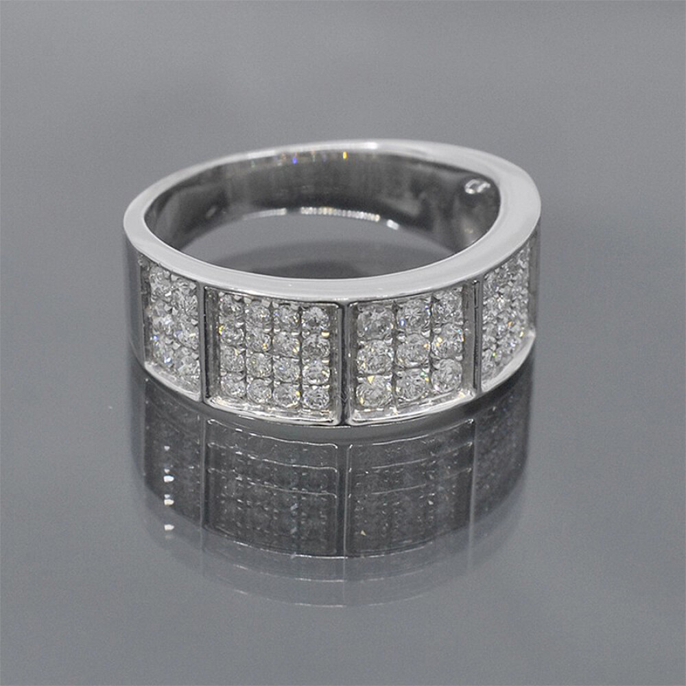Anillo En Oro Blanco Y Brillantes Anillo En Oro Blanco Y Brillantes