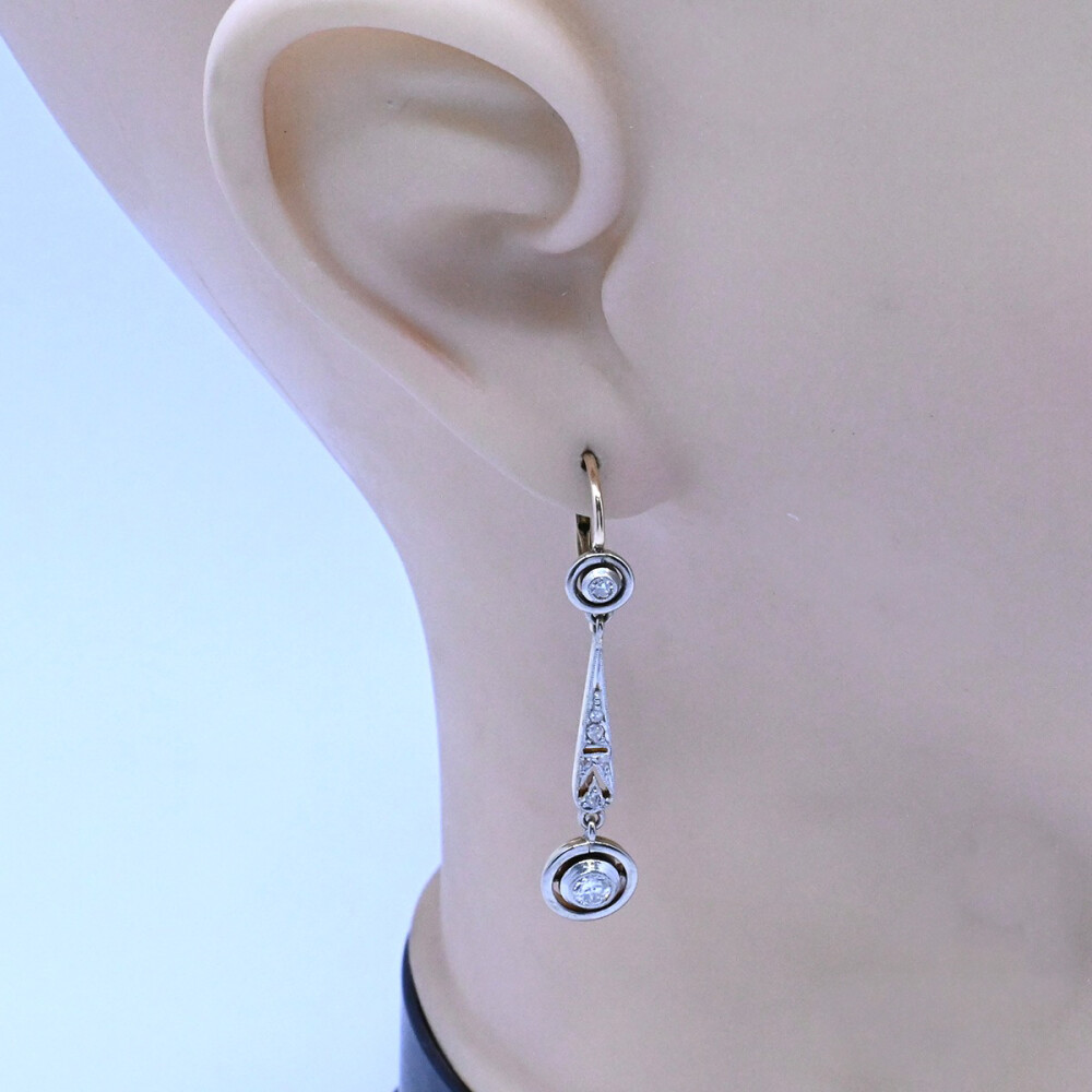 Caravanas oro 18k antiguas con brillantes y diamantes. Caravanas oro 18k antiguas con brillantes y diamantes.