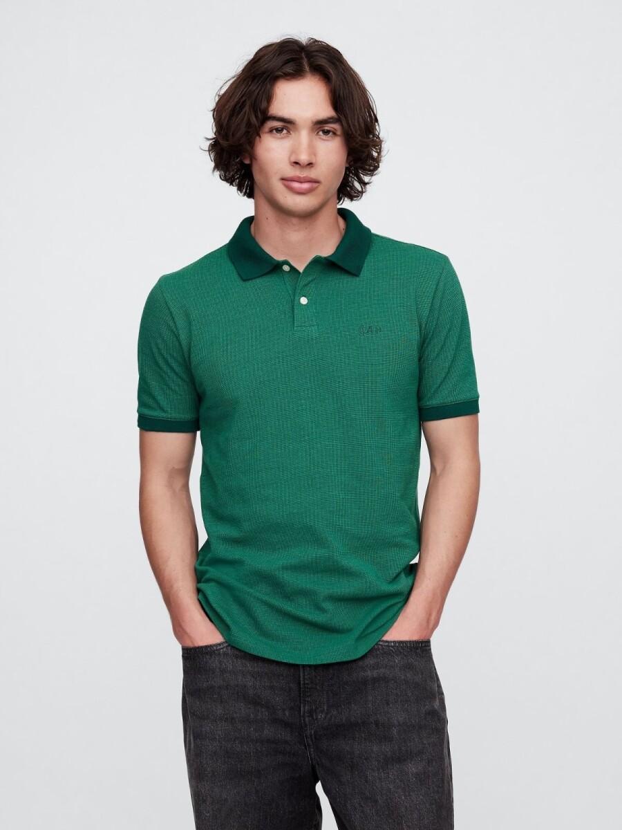 Remera Polo Logo Gap Hombre - Rain Forest 19-5232 Tc 