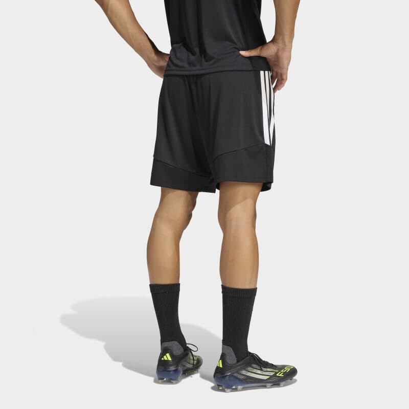 Short Adidas de Entrenamiento Tiro 26 League Negro