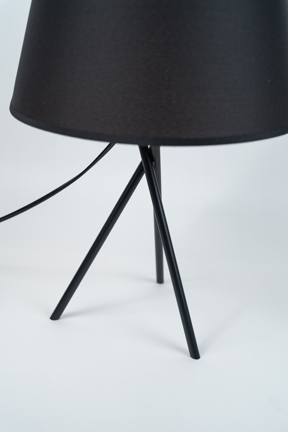 Lampara De Mesa Fyona Color Unico
