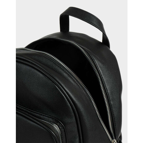 Mochila Con Charm Negro