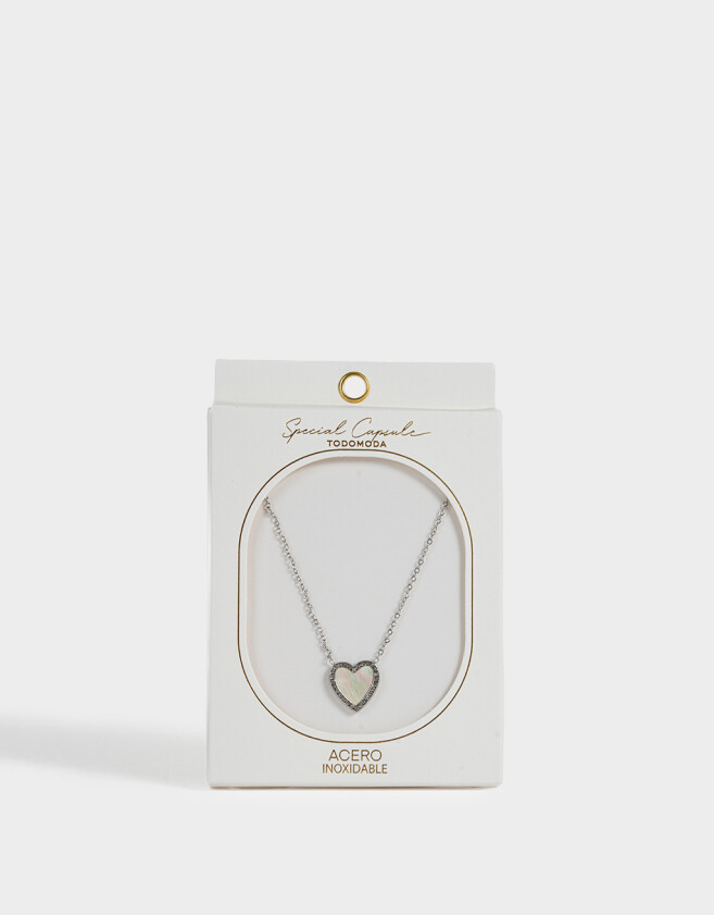 Cadena Corta con Dije Premium Gold Cadena Corta Con Dije Corazón - Plateado