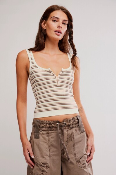 MUSCULOSA SIMPLY SOFT RAYAS Marron