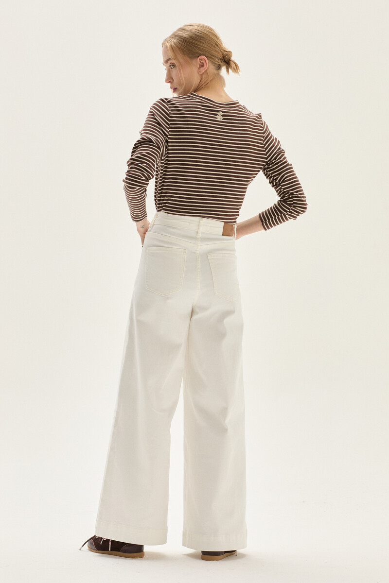 Remera Camelia Chocolate