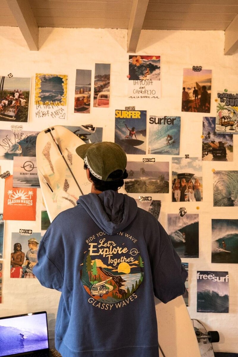 Hoodie Montana Bordado / Azul - Preventa U