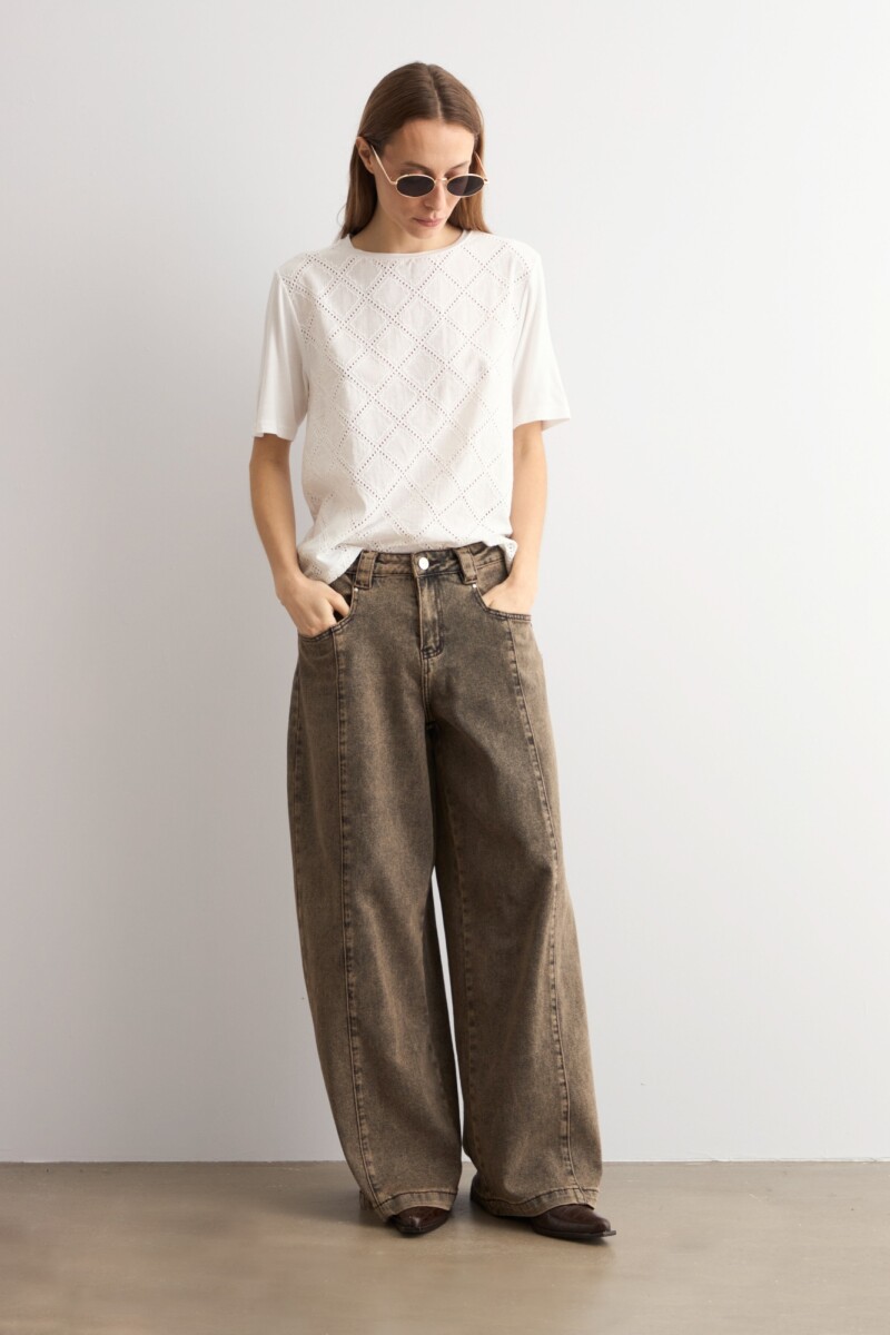 Remera frente broderie - blanco 
