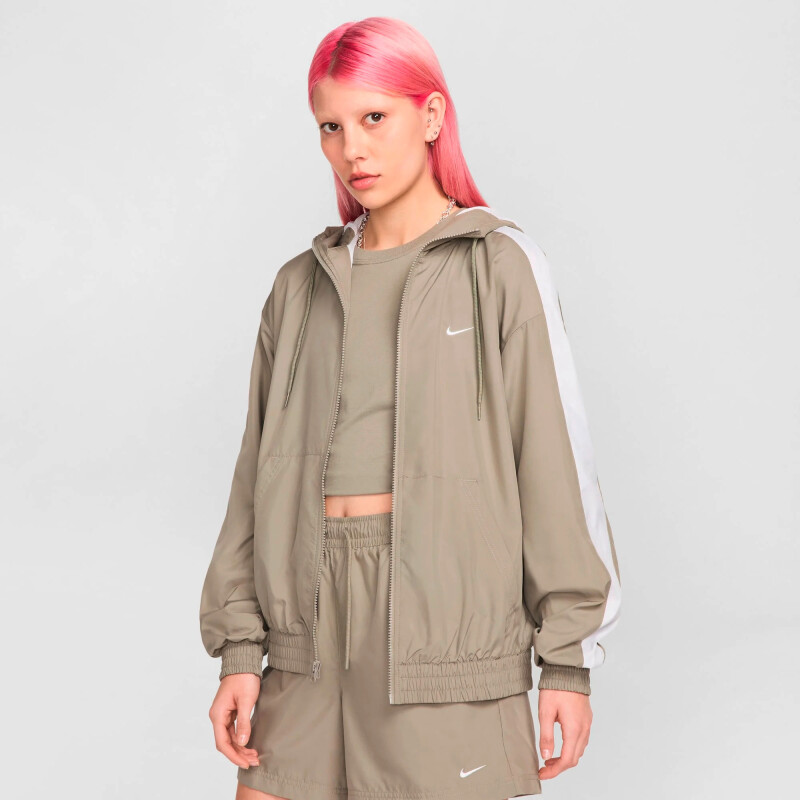 Abrigo Nike Essentias Uv Campera Hd de Mujer Gris
