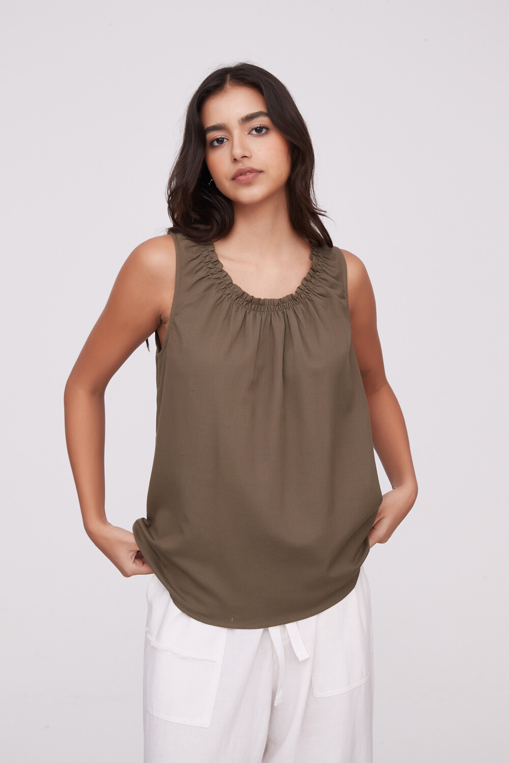 Musculosa Calvagh Verde Oliva Oscuro