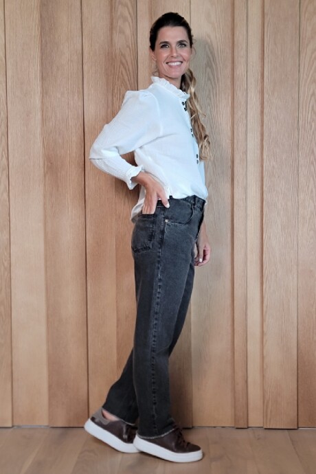 Jean Milán Denim Negro Picado