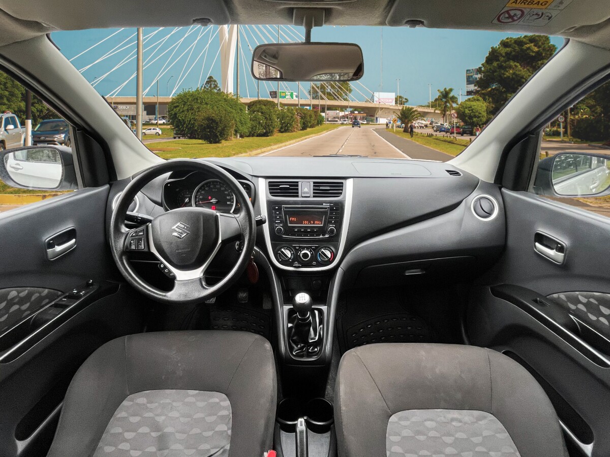 Suzuki Celerio GLX 1.0 Extra Full 2018 | Permuta / Financia Suzuki Celerio GLX 1.0 Extra Full 2018 | Permuta / Financia
