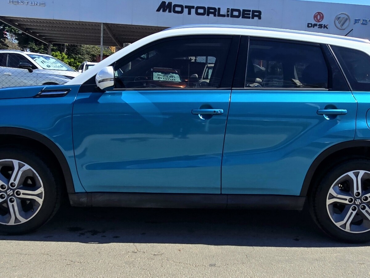 Suzuki Vitara GLX EXCELENTE ESTADO! | Permuta / Financia Suzuki Vitara GLX EXCELENTE ESTADO! | Permuta / Financia