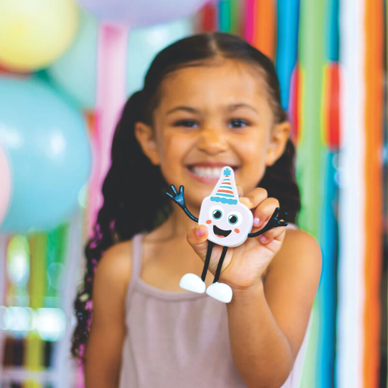Glo Pals Set personaje + 2 cubos iluminados Blanco (luz multicolor)