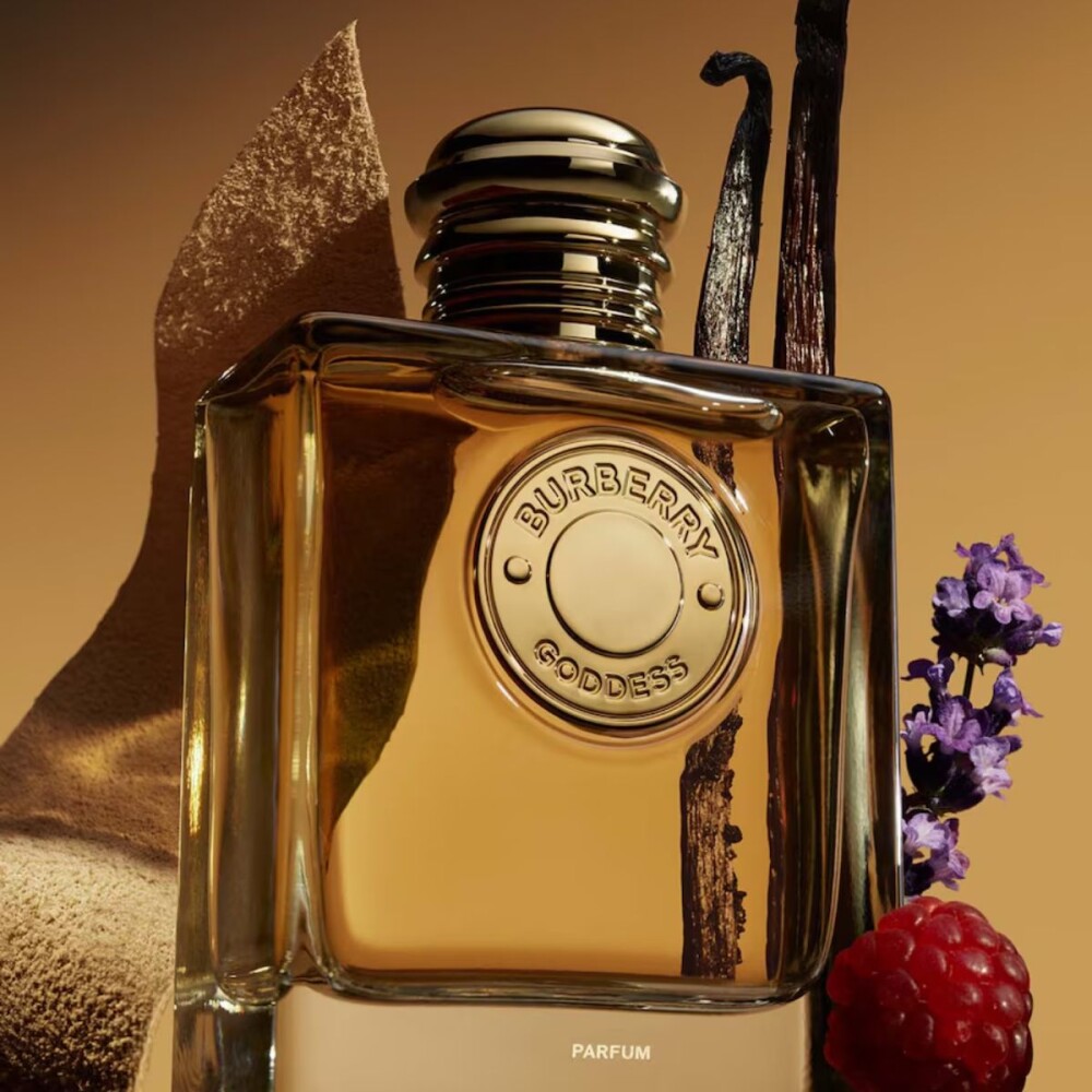 Burberry Goddess Parfum 50ml Burberry Goddess Parfum 50ml