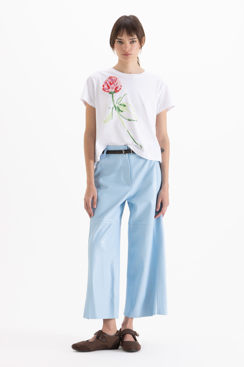 REMERA MIUCHI Blanco