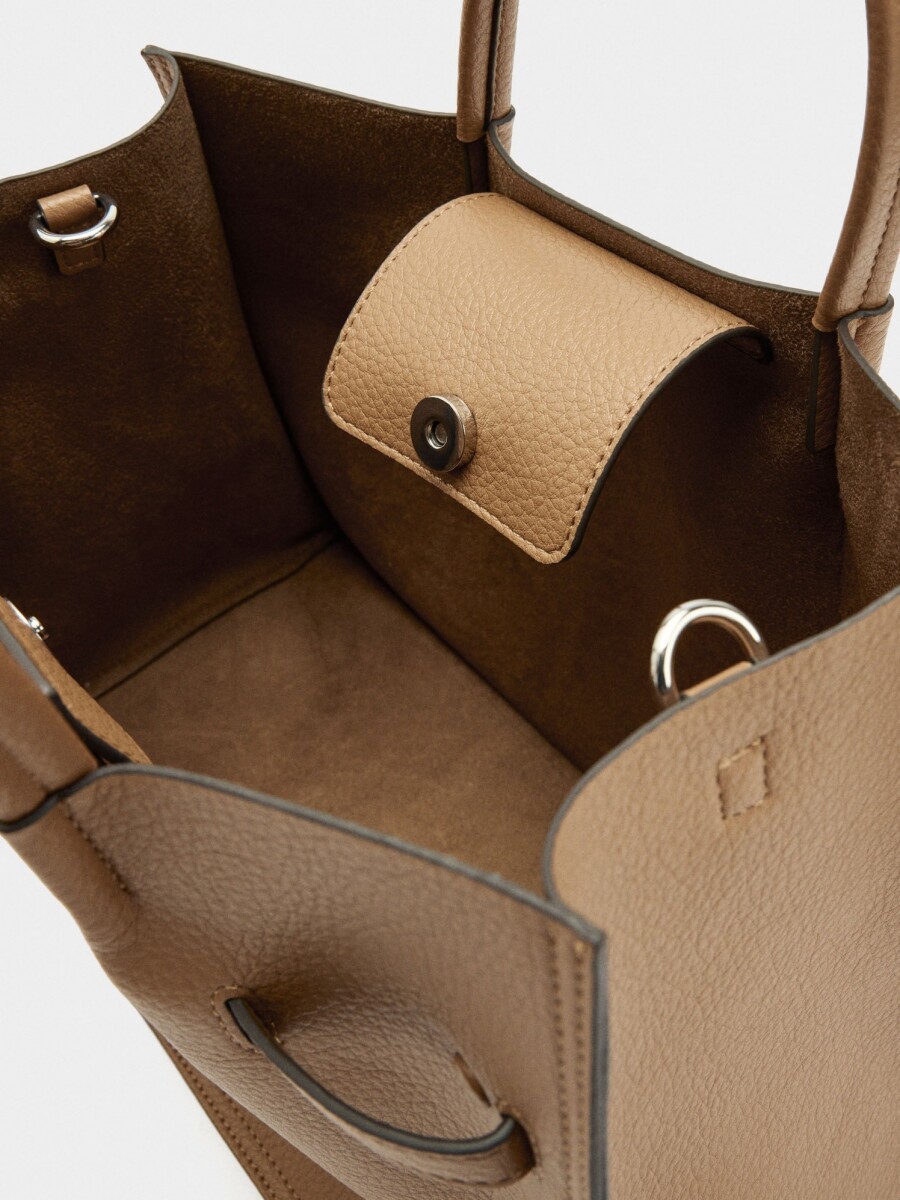 Bolso Tote Con Textura Y Cinturón camel