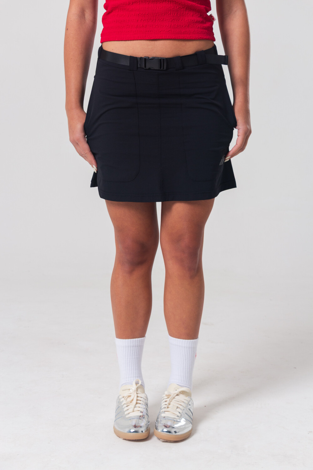 Falda Pulau Belty Negro